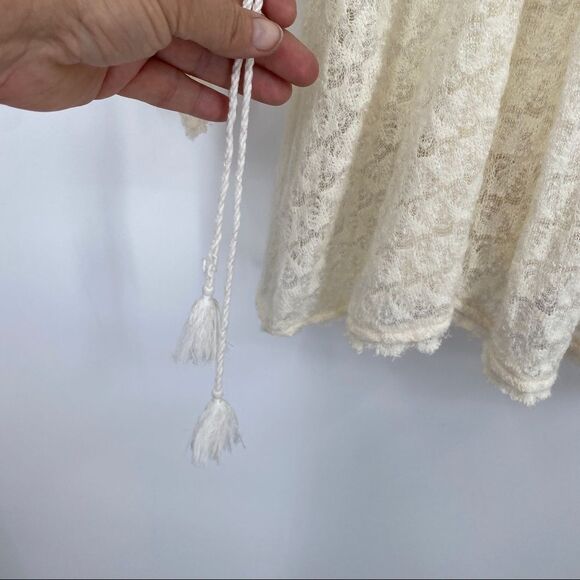 FREE PEOPLE Snug Bug Knit Lace Tassel Wrap Drape Mini Dress In Ivory - Picture 6 of 15
